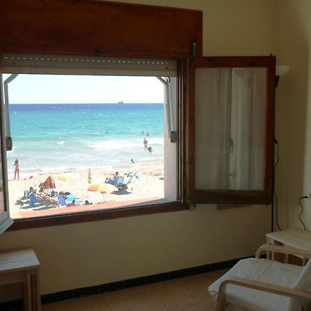 El Faro Apartaments Platja Llarga-Les Salines-Tgn تاراغونا المظهر الخارجي الصورة