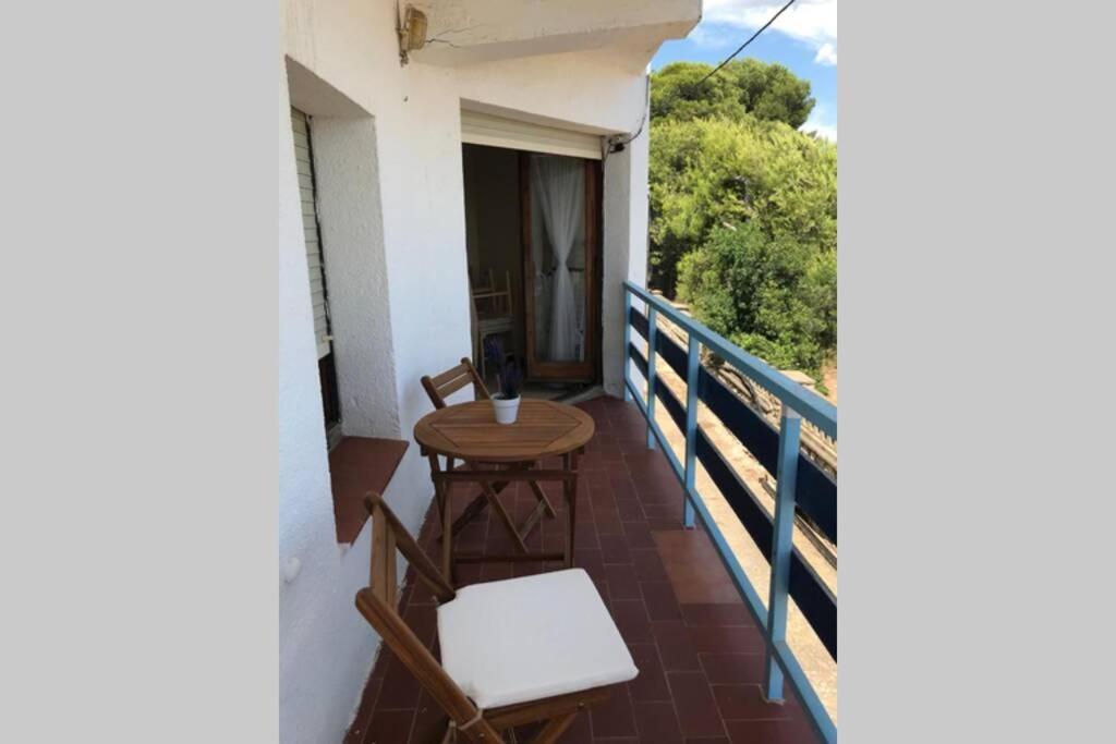 El Faro Apartaments Platja Llarga-Les Salines-Tgn تاراغونا المظهر الخارجي الصورة