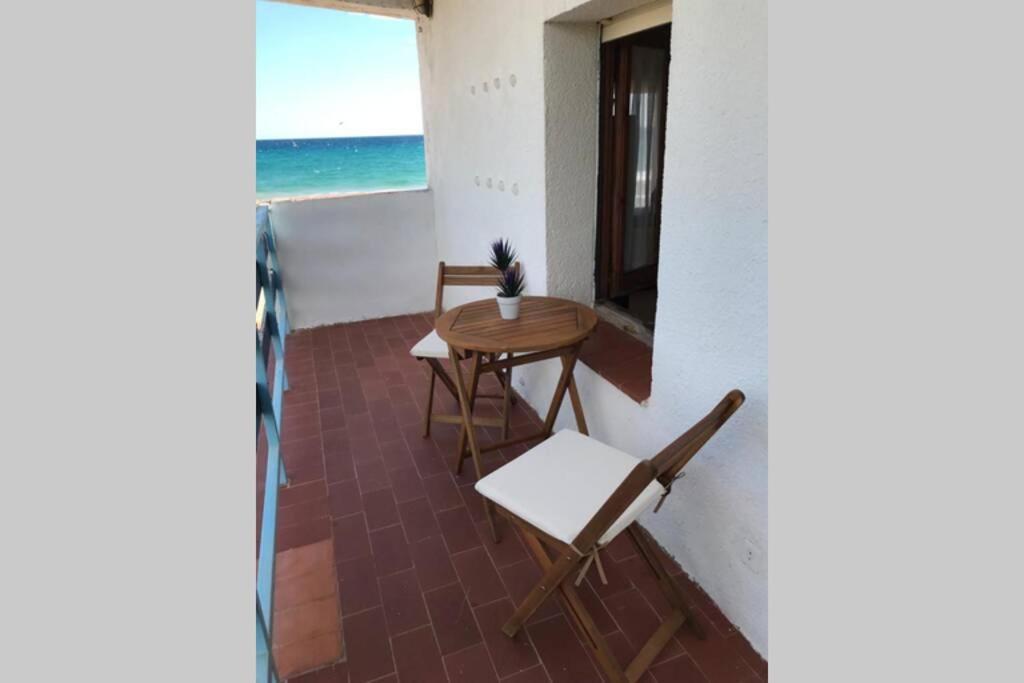 El Faro Apartaments Platja Llarga-Les Salines-Tgn تاراغونا المظهر الخارجي الصورة