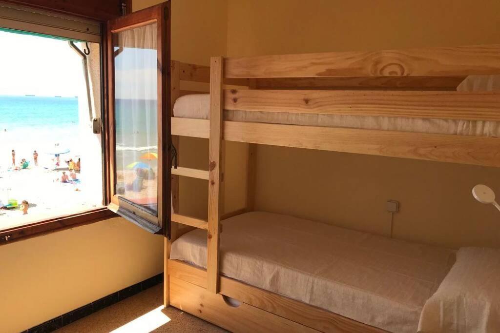El Faro Apartaments Platja Llarga-Les Salines-Tgn تاراغونا المظهر الخارجي الصورة
