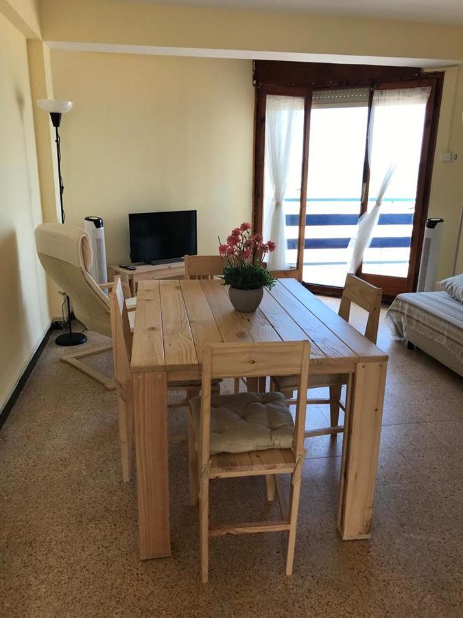 El Faro Apartaments Platja Llarga-Les Salines-Tgn تاراغونا المظهر الخارجي الصورة