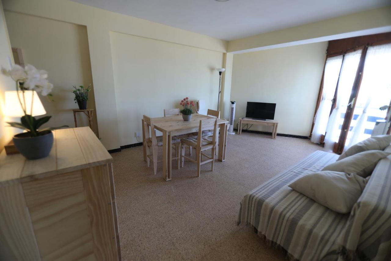 El Faro Apartaments Platja Llarga-Les Salines-Tgn تاراغونا المظهر الخارجي الصورة