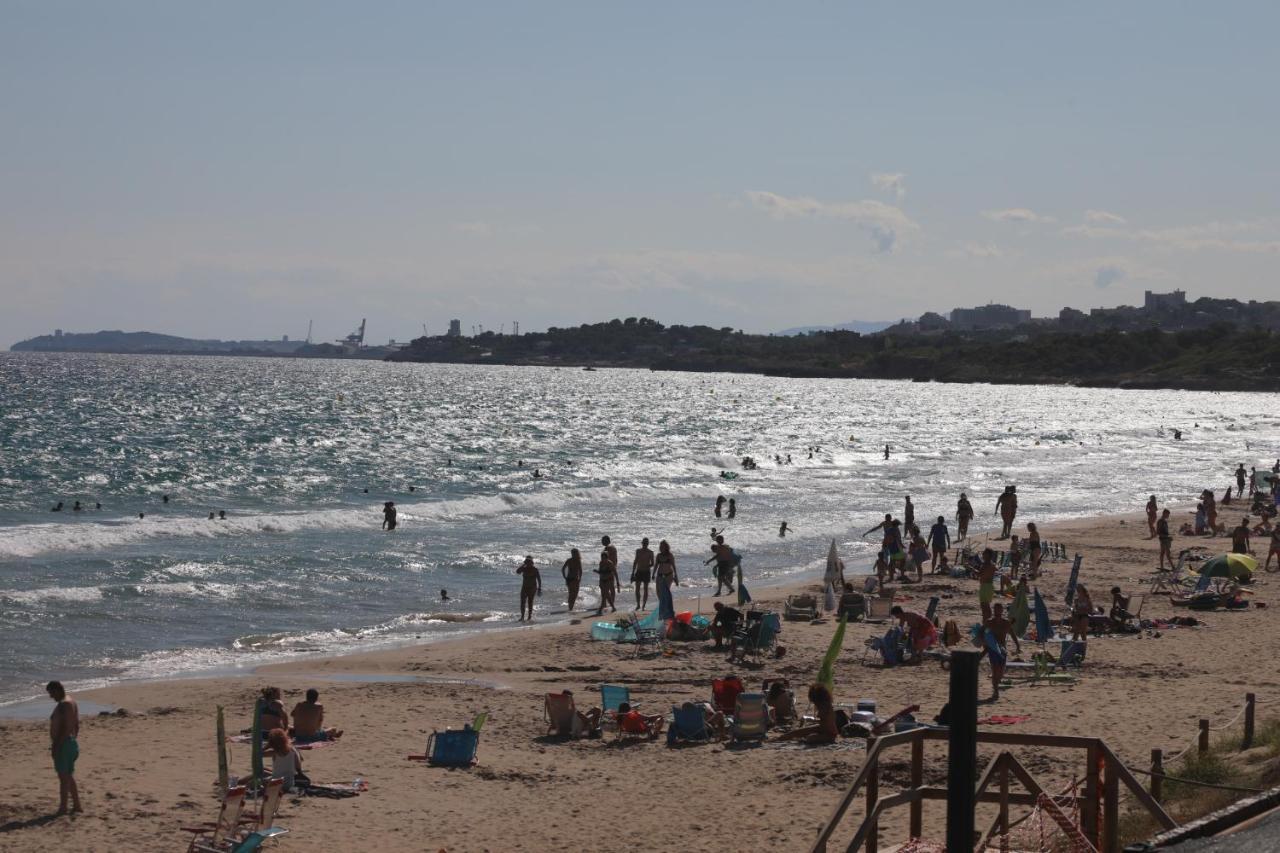 El Faro Apartaments Platja Llarga-Les Salines-Tgn تاراغونا المظهر الخارجي الصورة